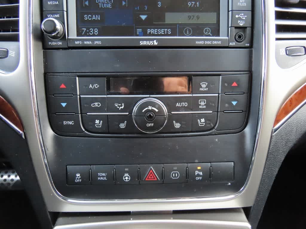 Thumbnail: 2011 Jeep Grand Cherokee - 22