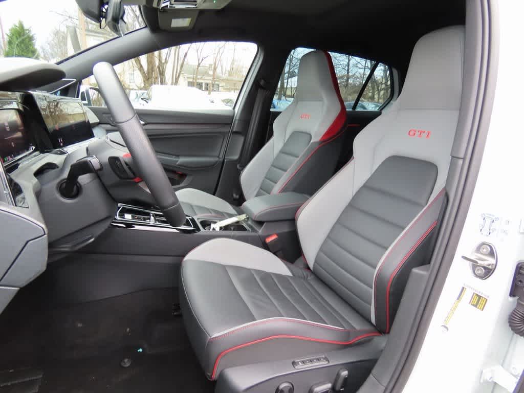 Thumbnail: 2024 Volkswagen Golf - 11