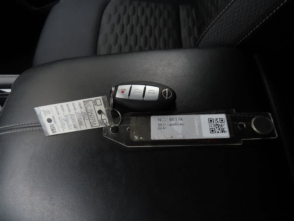 Thumbnail: 2022 Nissan Pathfinder - 27