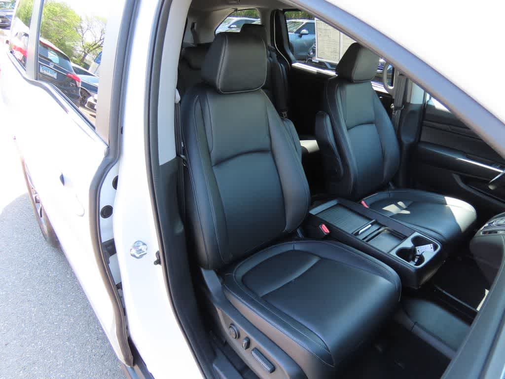 Thumbnail: 2023 Honda Odyssey - 17