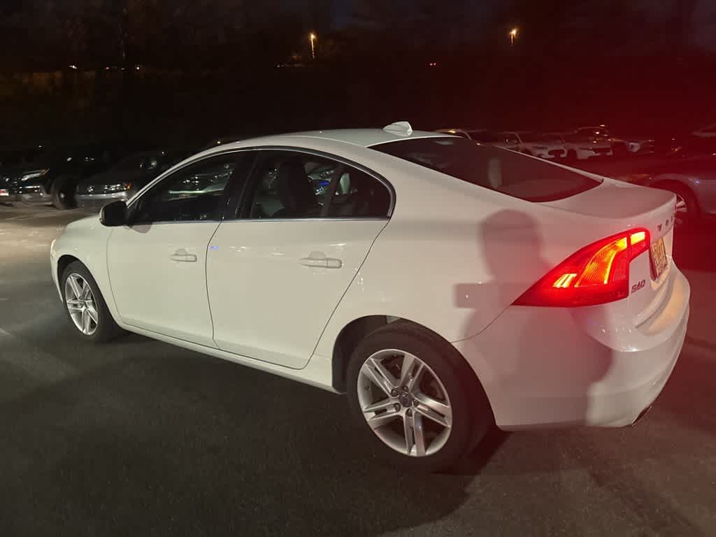 Thumbnail: 2015 Volvo S60 - 9