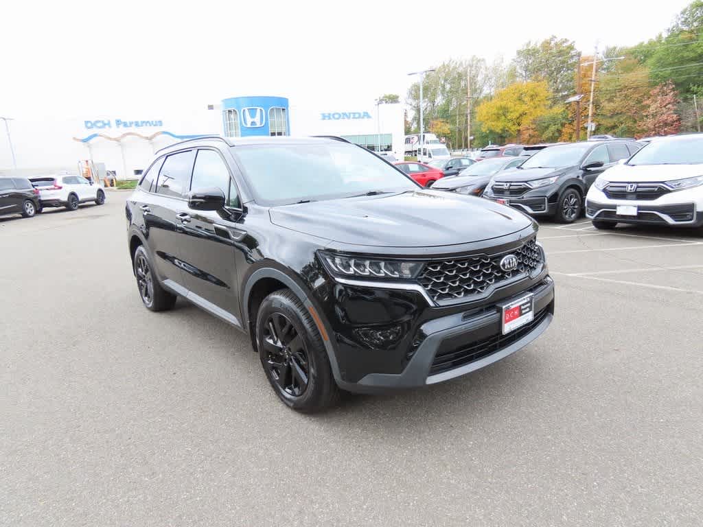Thumbnail: 2021 Kia Sorento - 5