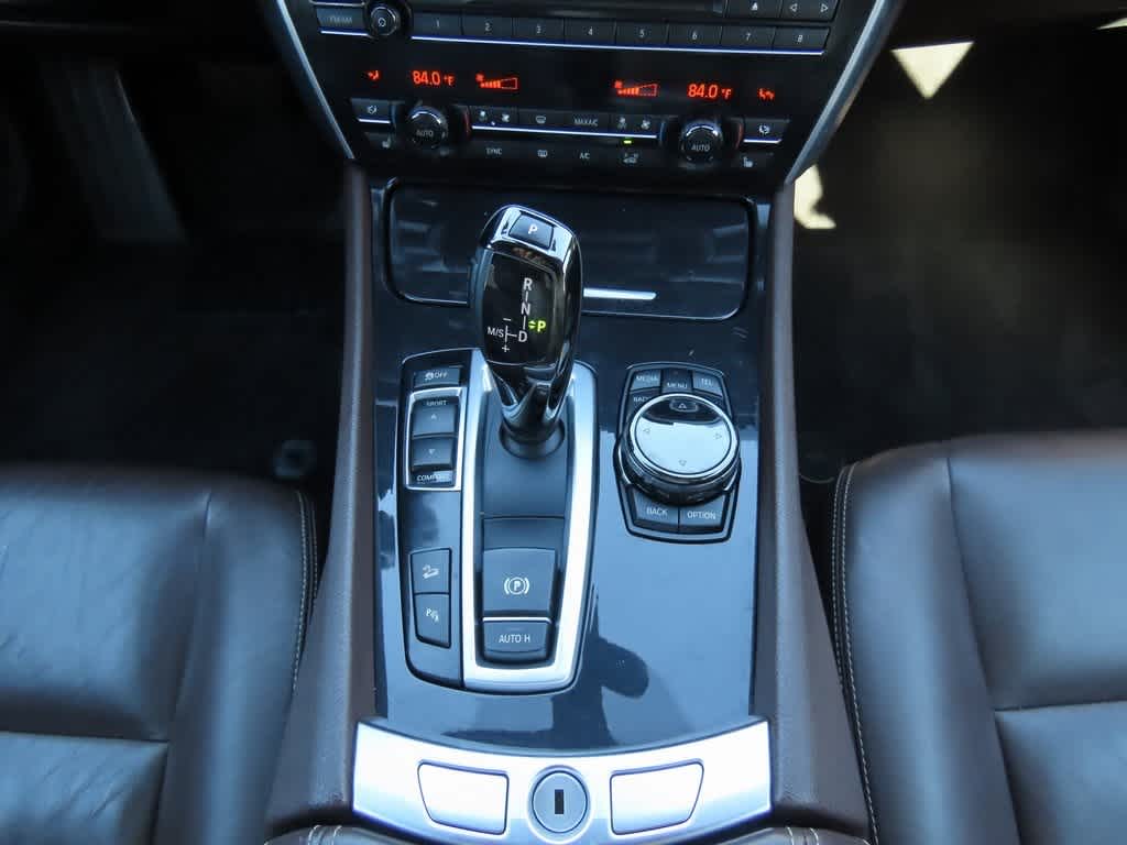 Thumbnail: 2015 BMW 5 Series - 23