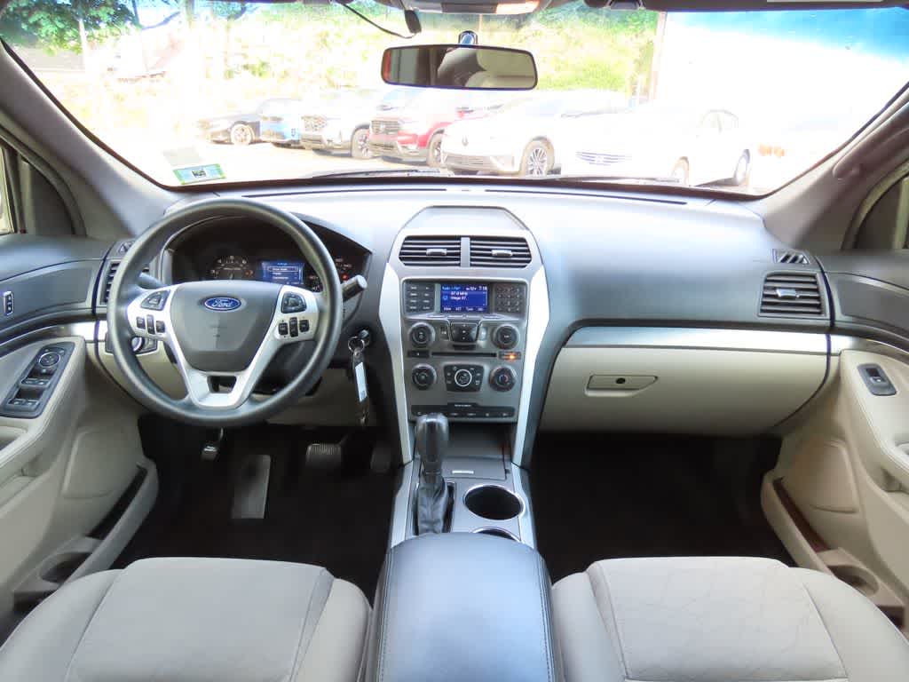 Thumbnail: 2014 Ford Explorer - 18