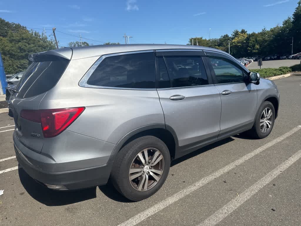 Thumbnail: 2017 Honda Pilot - 7