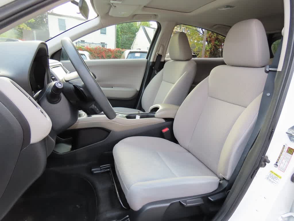 Thumbnail: 2016 Honda HR-V - 11