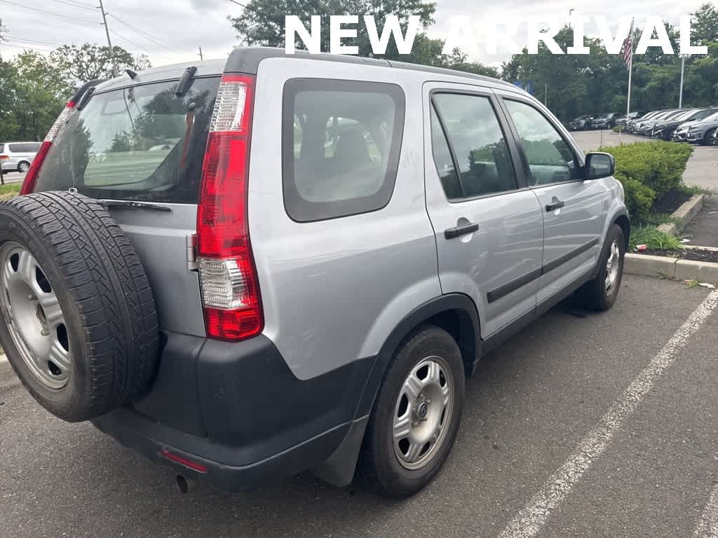 Thumbnail: 2005 Honda CR-V - 3