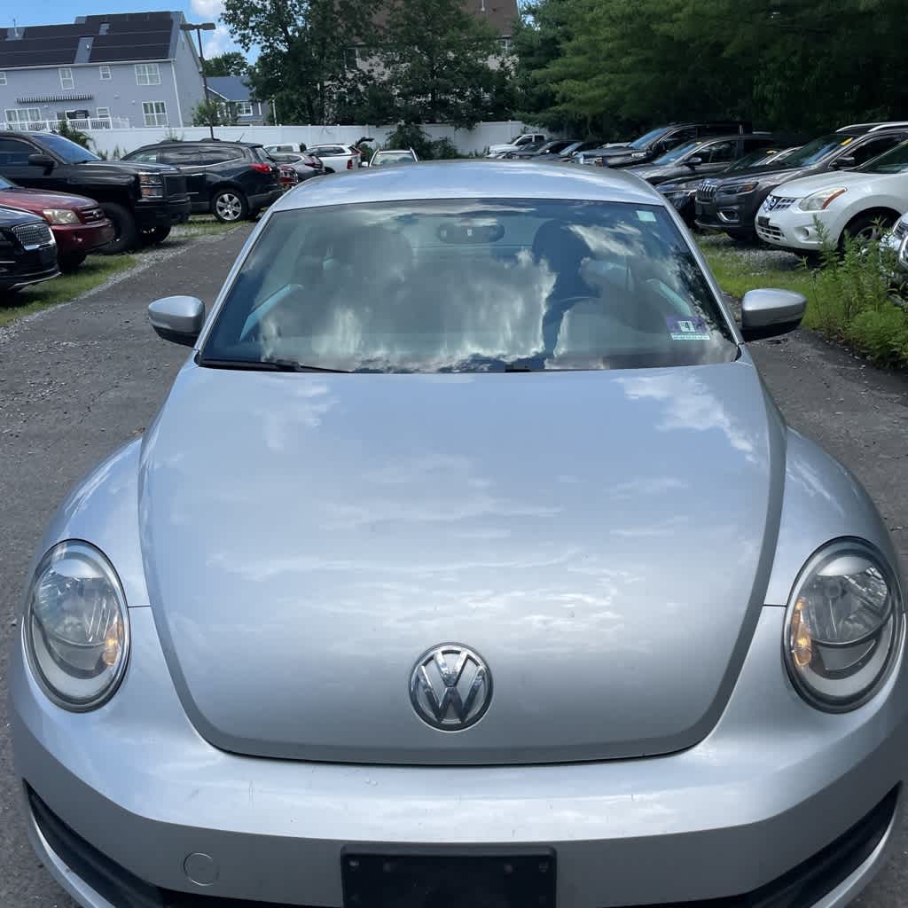 Thumbnail: 2013 Volkswagen Beetle - 7