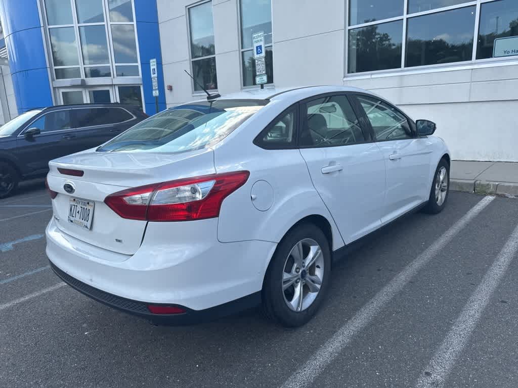 Thumbnail: 2014 Ford Focus - 8