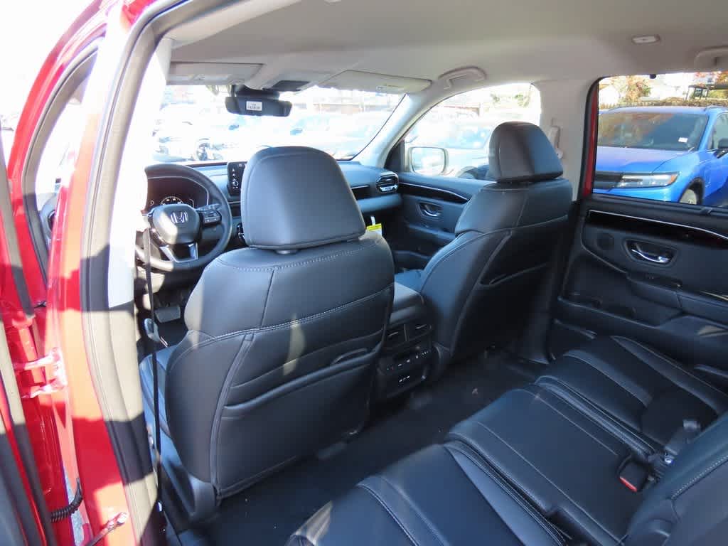 Thumbnail: 2025 Honda Pilot - 16