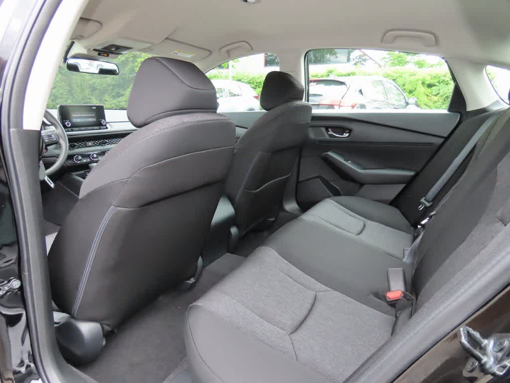 2025 Honda Accord LX 13