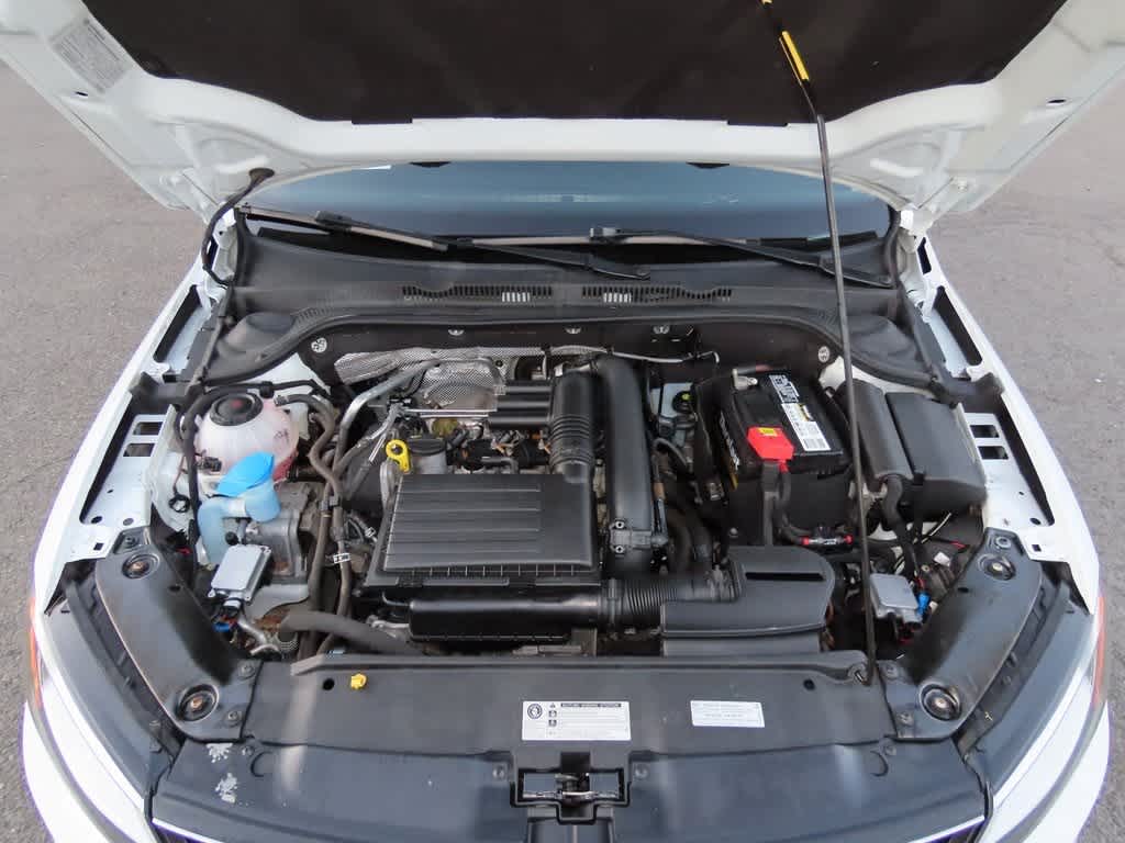 Thumbnail: 2018 Volkswagen Jetta - 9