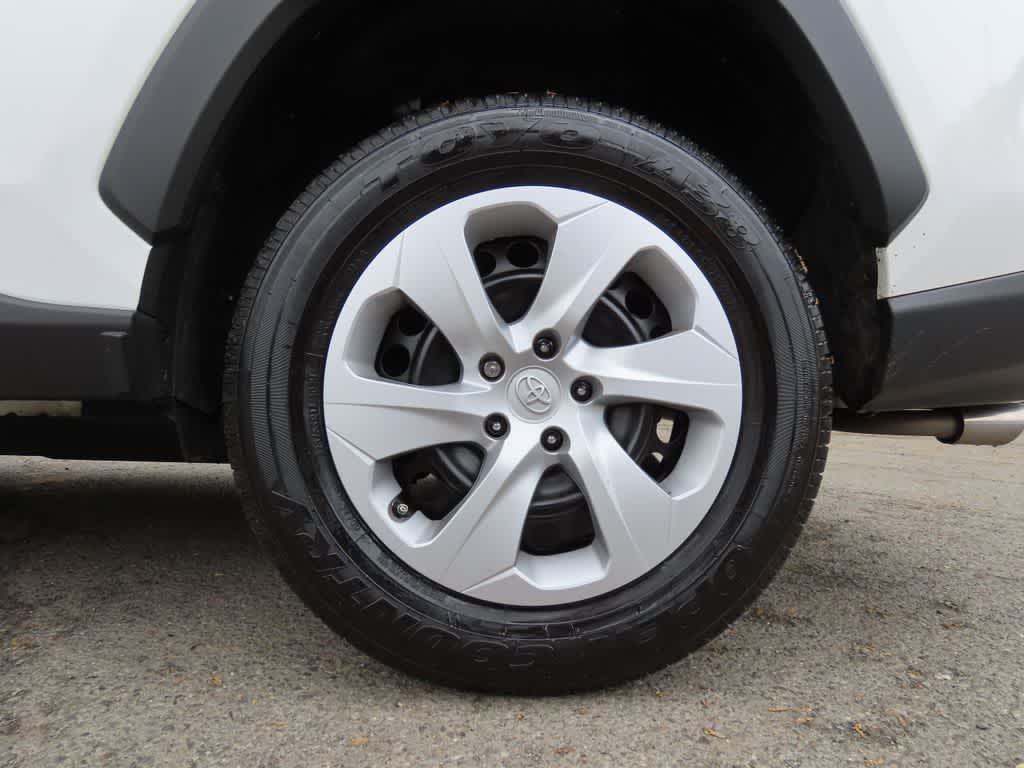 Thumbnail: 2025 Toyota RAV4 - 7