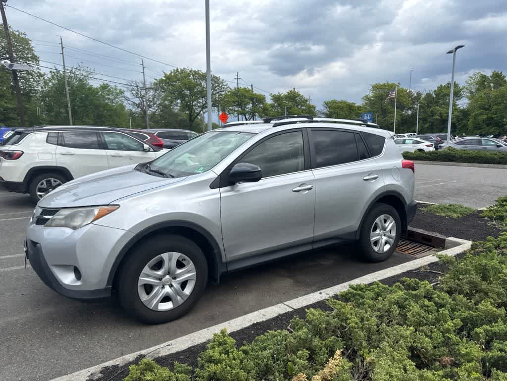Thumbnail: 2013 Toyota RAV4 - 6