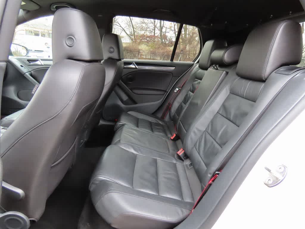 Thumbnail: 2013 Volkswagen Golf - 11