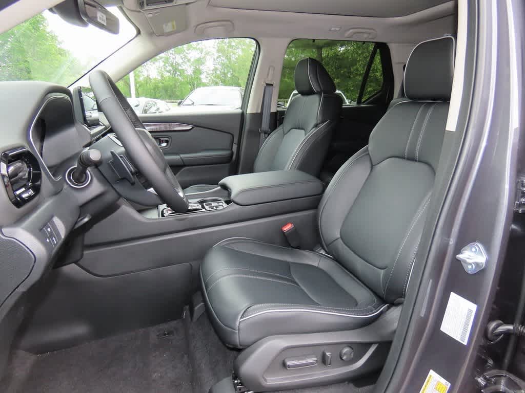 Thumbnail: 2025 Honda Pilot - 12