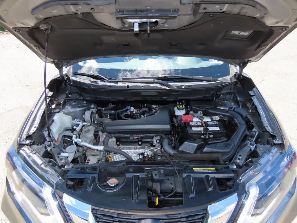 Thumbnail: 2019 Nissan Rogue - 10