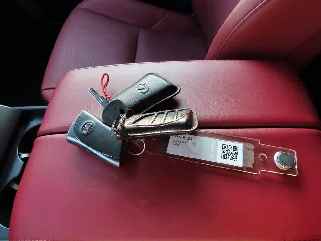 Thumbnail: 2023 Lexus GX - 26