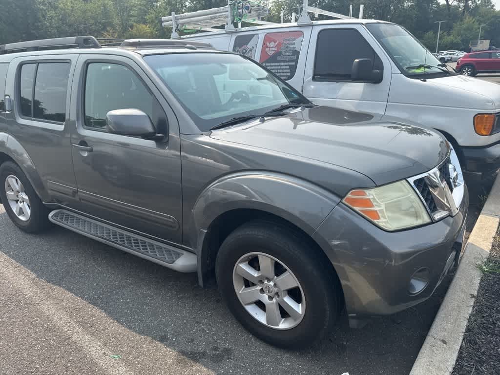 Thumbnail: 2008 Nissan Pathfinder - 4
