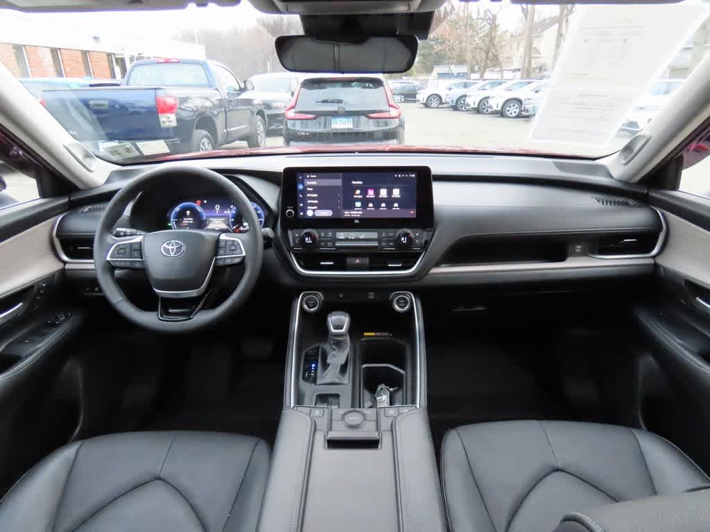 Thumbnail: 2024 Toyota Grand Highlander - 19