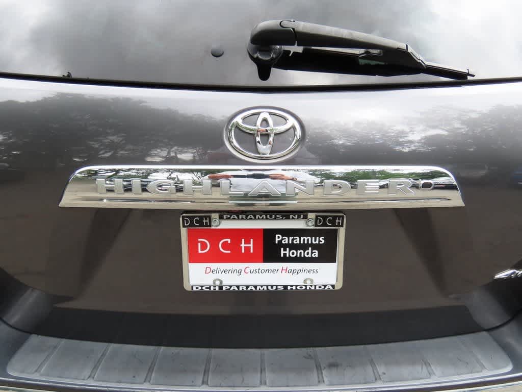 Thumbnail: 2011 Toyota Highlander - 7