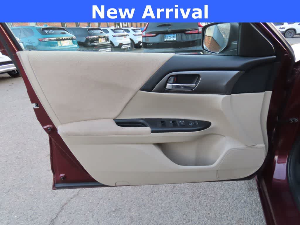 Thumbnail: 2013 Honda Accord - 14