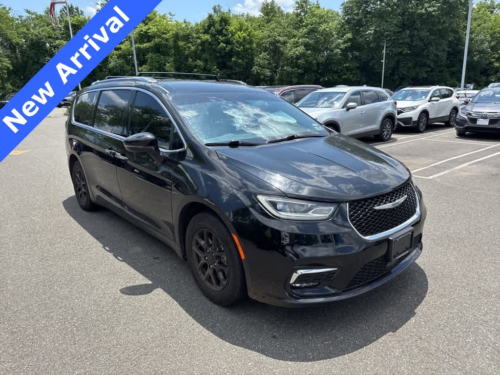 Thumbnail: 2021 Chrysler Pacifica - 1
