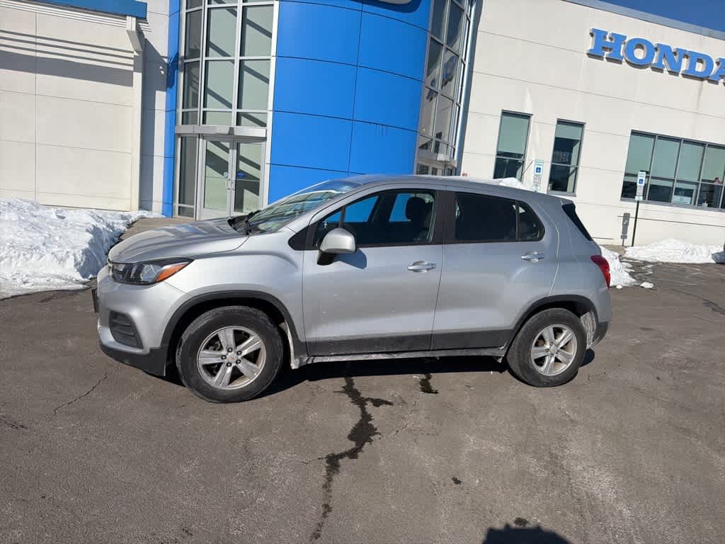 Thumbnail: 2018 Chevrolet Trax - 6
