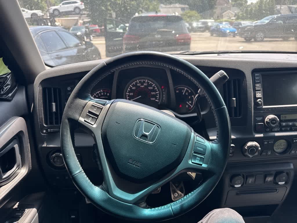 Thumbnail: 2011 Honda Ridgeline - 3