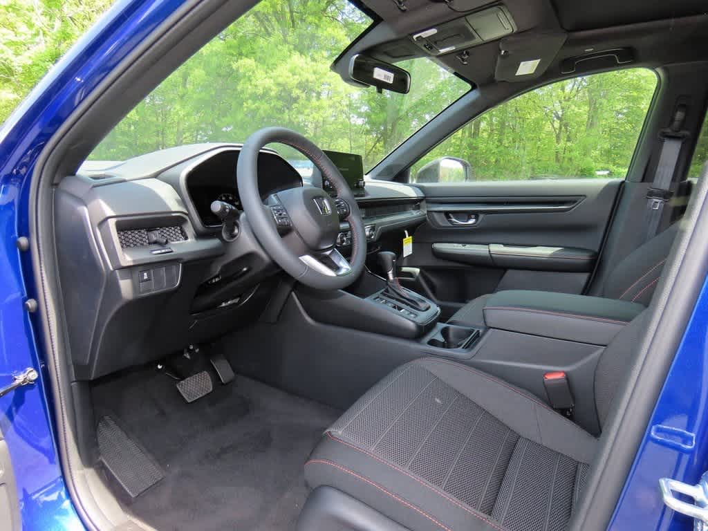 2025 Honda CR-V Sport 2
