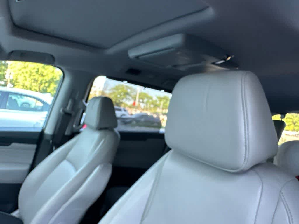 Thumbnail: 2018 Honda Odyssey - 21