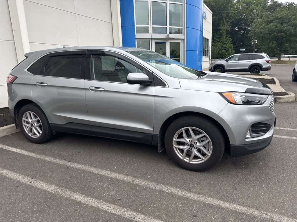 Thumbnail: 2023 Ford Edge - 20