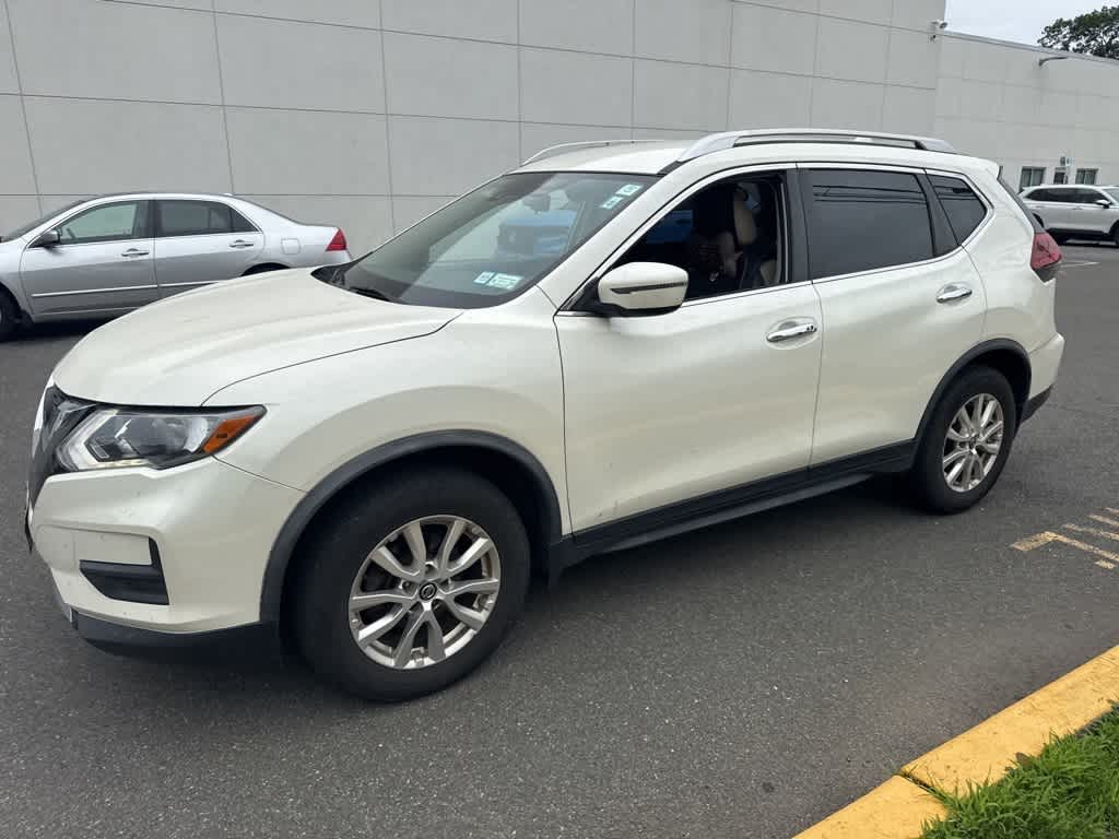Thumbnail: 2020 Nissan Rogue - 3