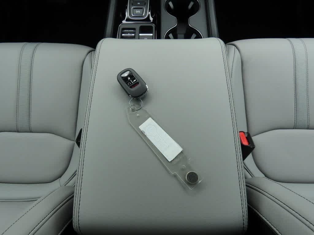 Thumbnail: 2025 Honda Pilot - 24