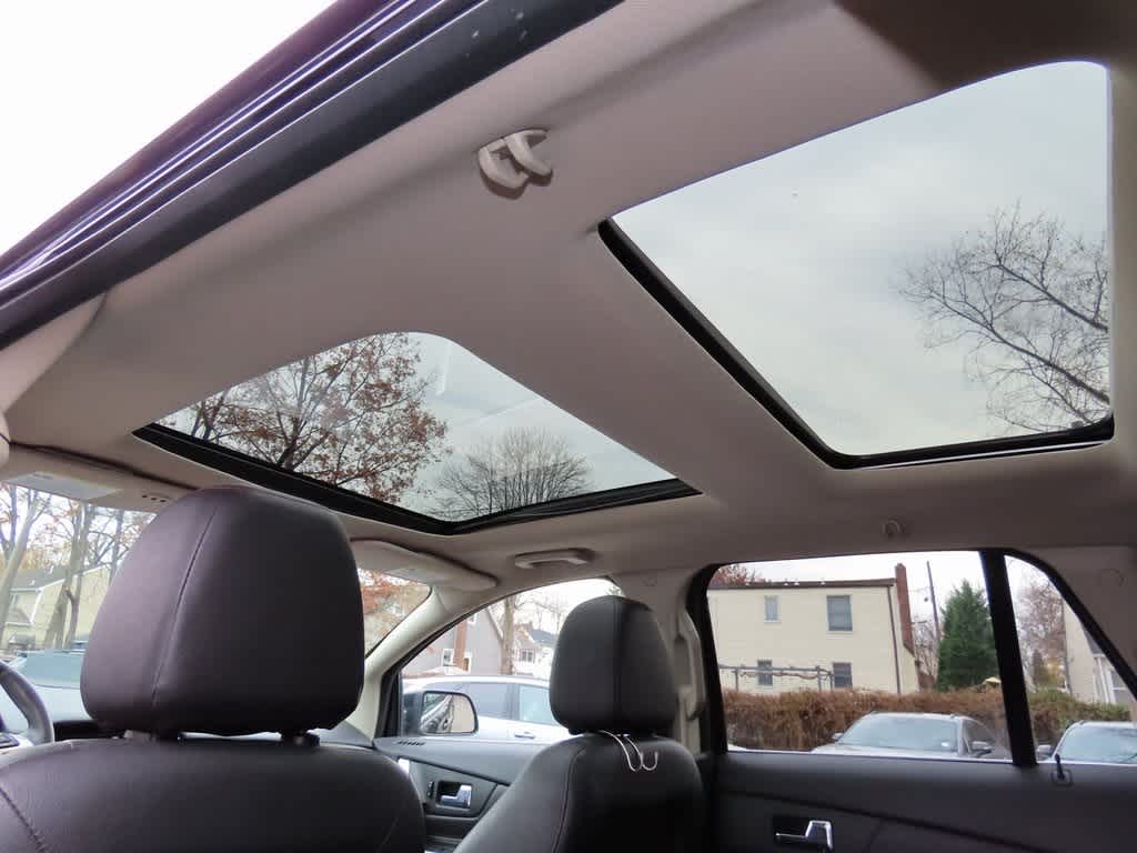 Thumbnail: 2013 Ford Edge - 16