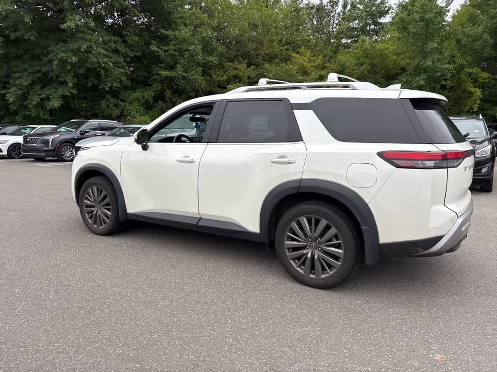 Thumbnail: 2023 Nissan Pathfinder - 21