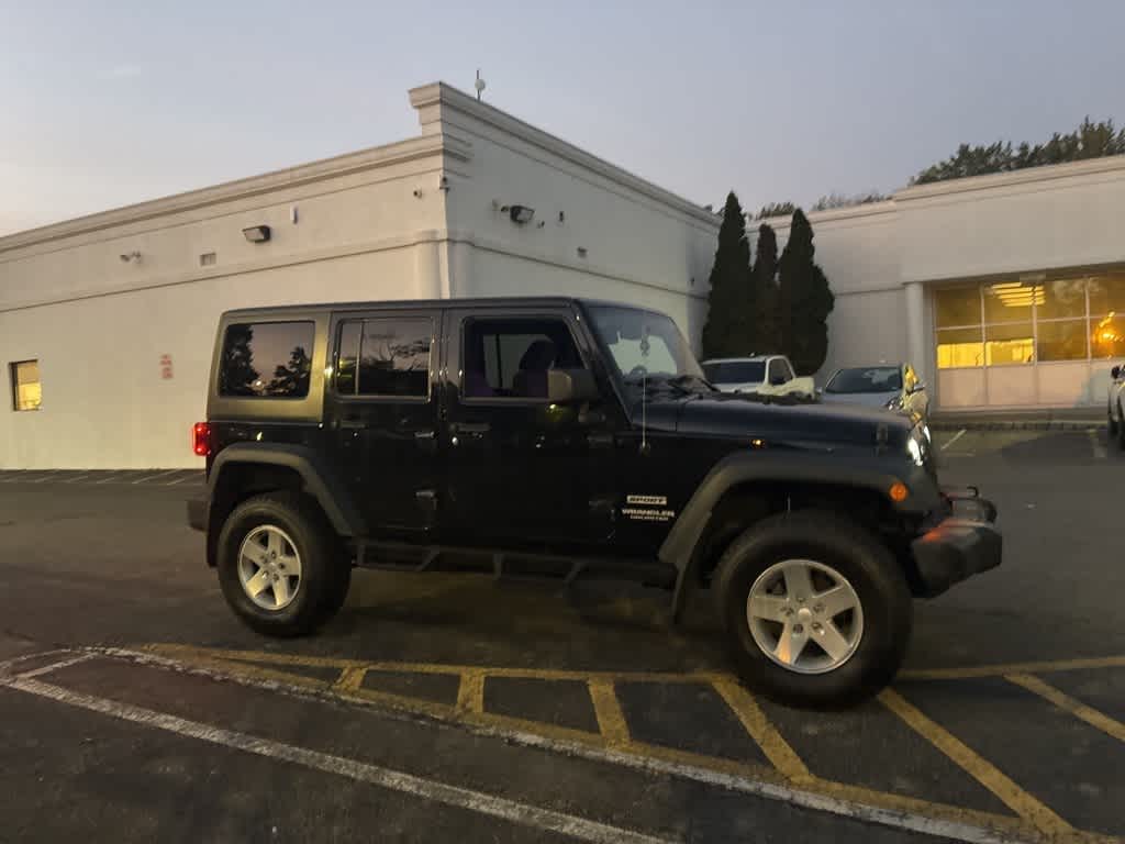 Thumbnail: 2013 Jeep Wrangler - 11