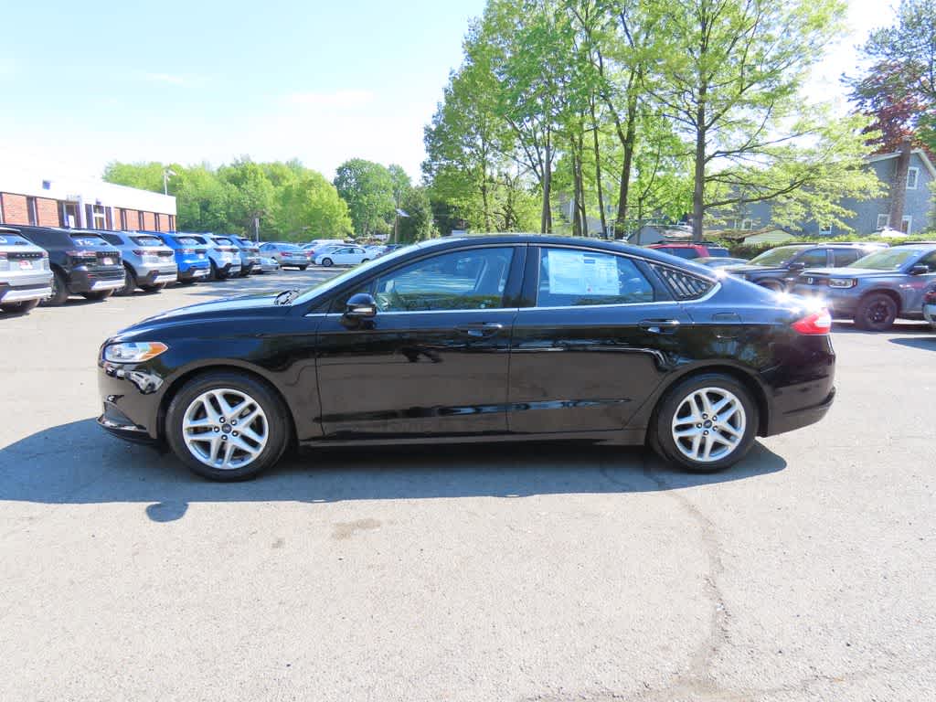 Thumbnail: 2016 Ford Fusion - 3