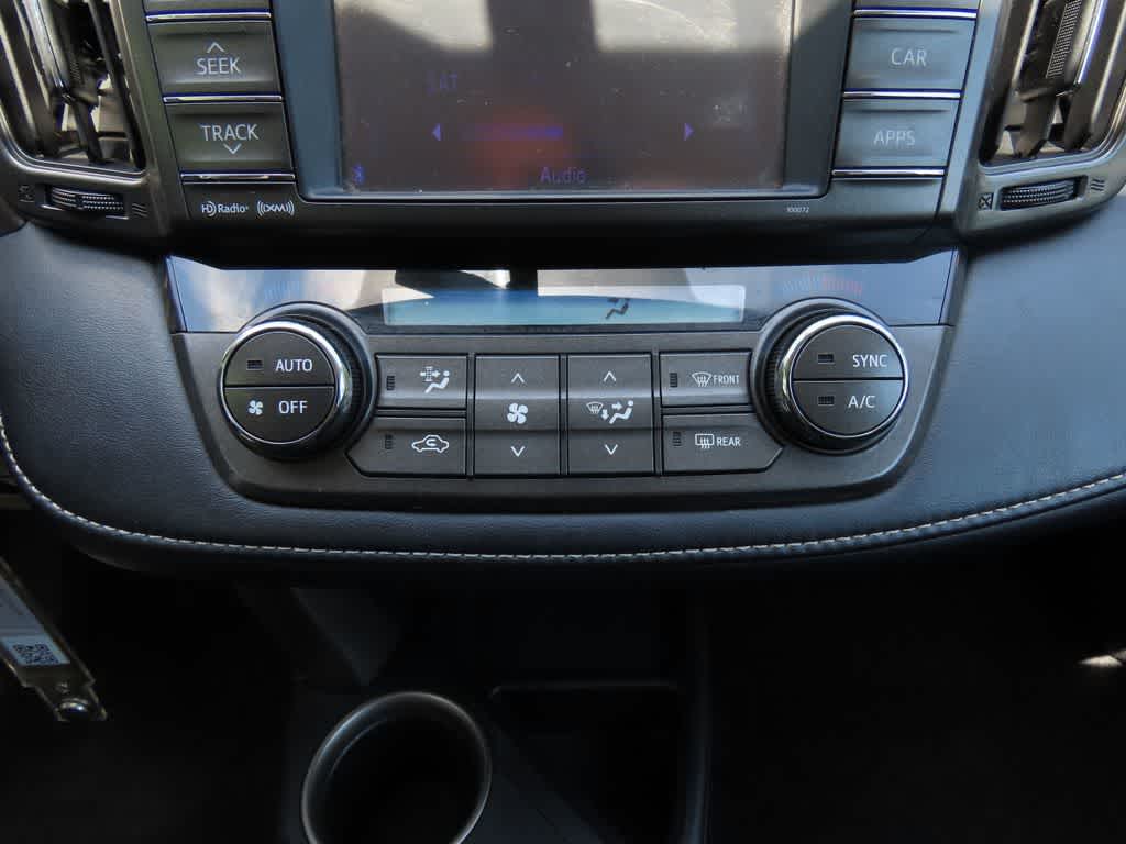 Thumbnail: 2013 Toyota RAV4 - 22