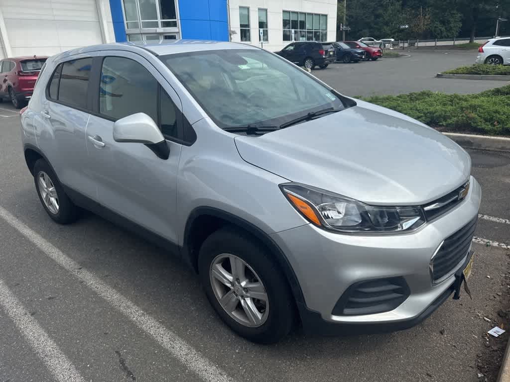 Thumbnail: 2020 Chevrolet Trax - 6