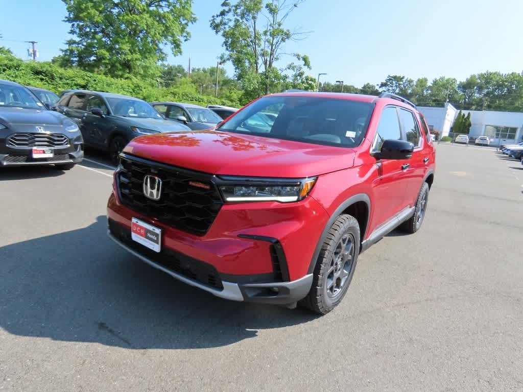 2025 Honda Pilot TrailSport -
                Paramus, NJ