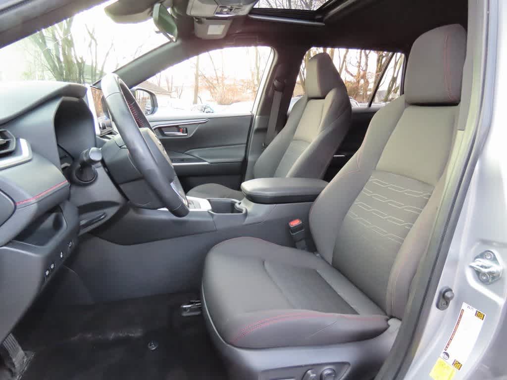 Thumbnail: 2023 Toyota RAV4 - 13