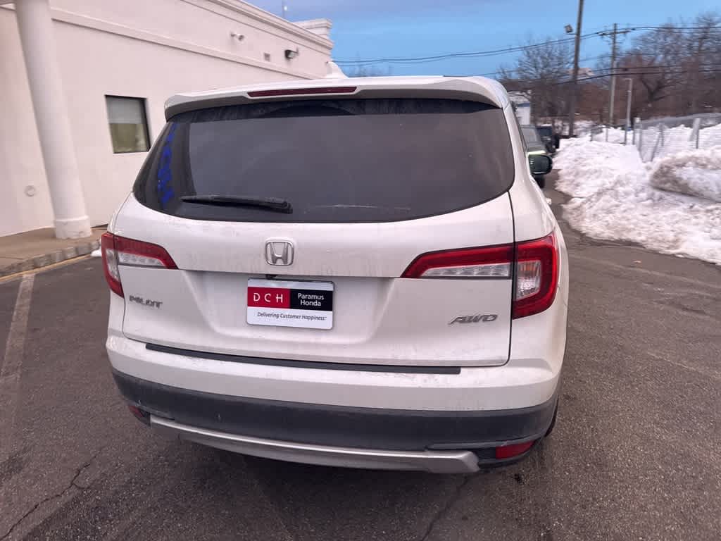 Thumbnail: 2019 Honda Pilot - 11