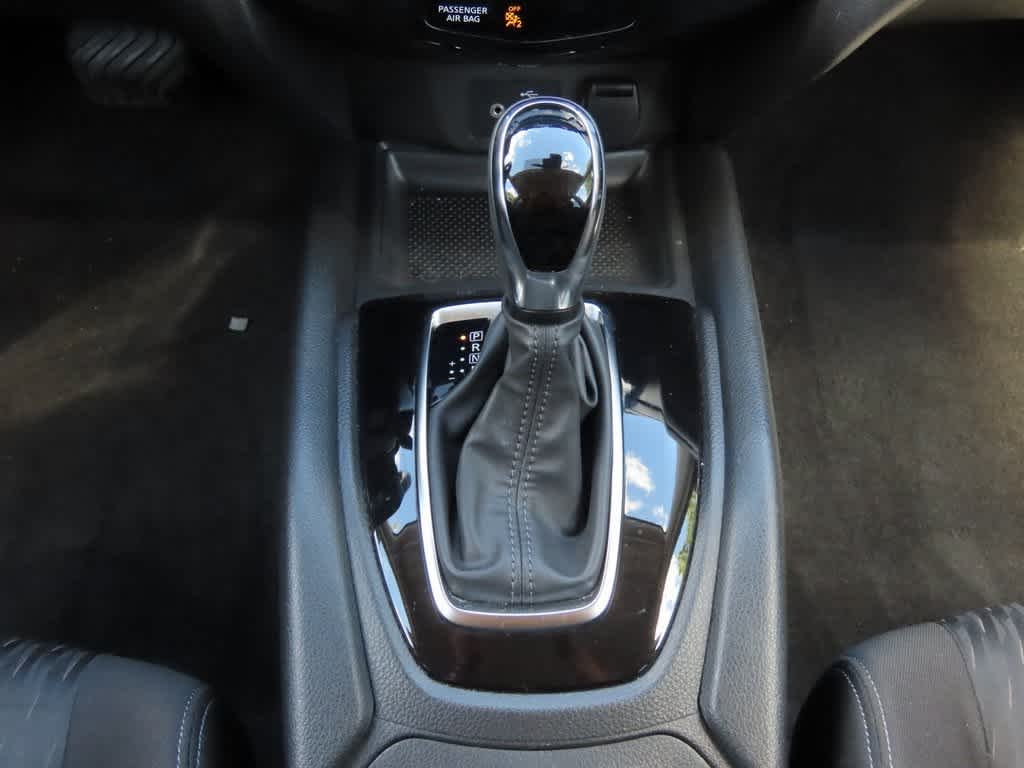 Thumbnail: 2019 Nissan Rogue - 21
