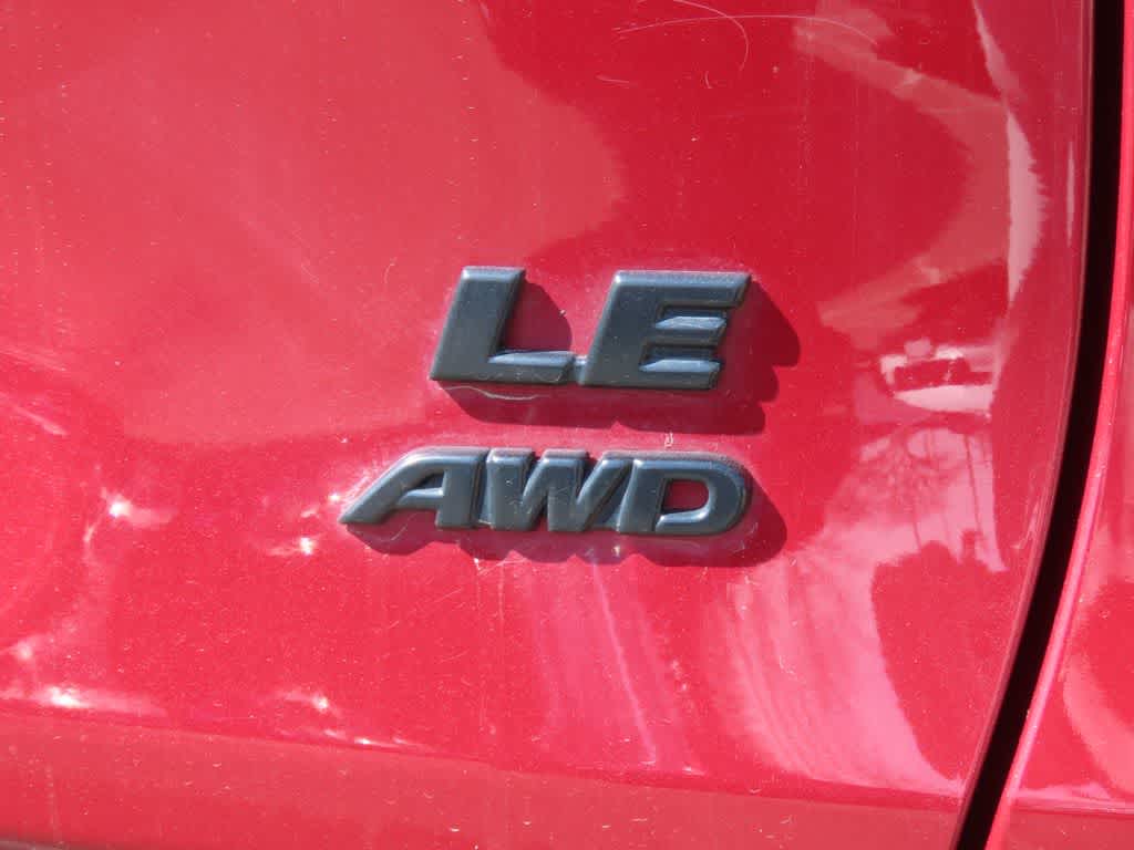 Thumbnail: 2022 Toyota RAV4 - 8