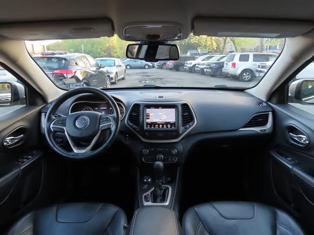 Thumbnail: 2015 Jeep Cherokee - 19