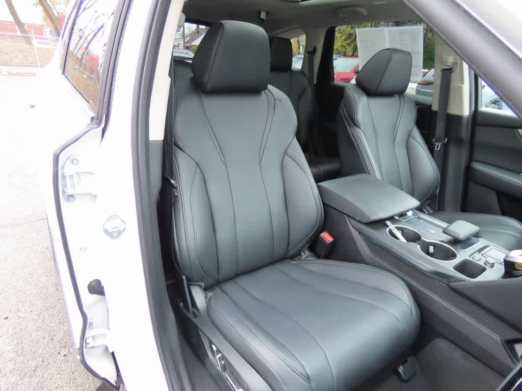 Thumbnail: 2023 Acura MDX - 18