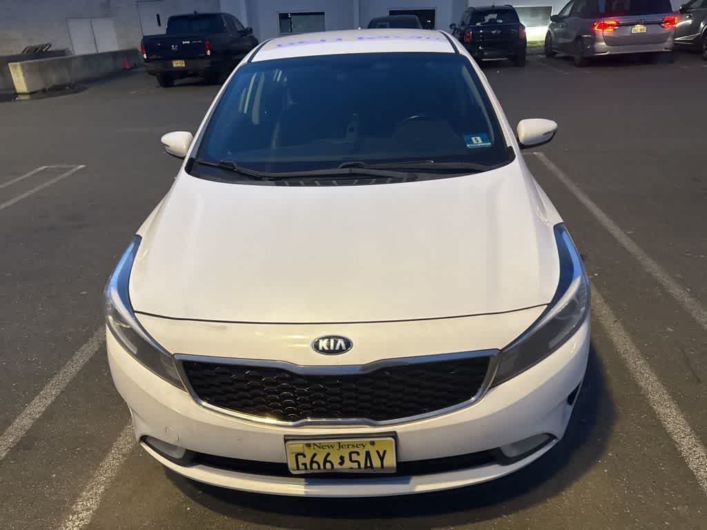 Thumbnail: 2018 Kia Forte - 6