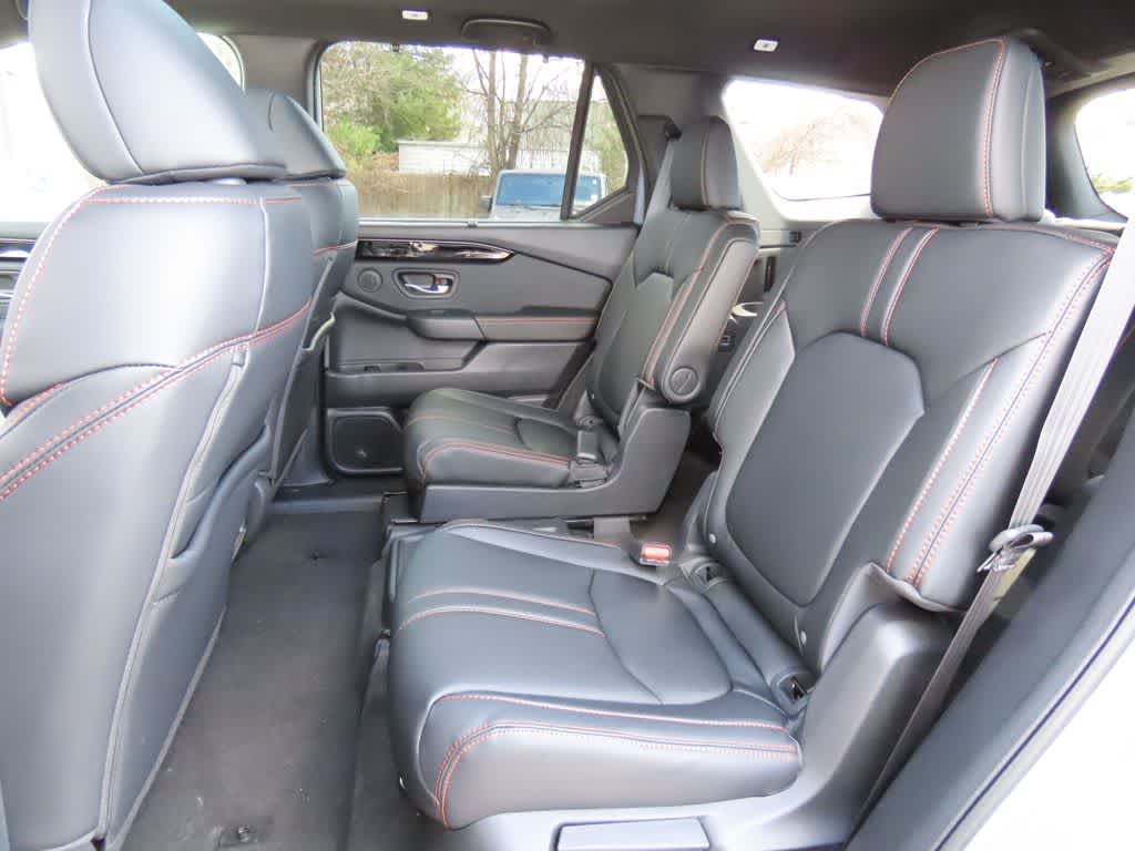 Thumbnail: 2026 Honda Pilot - 15