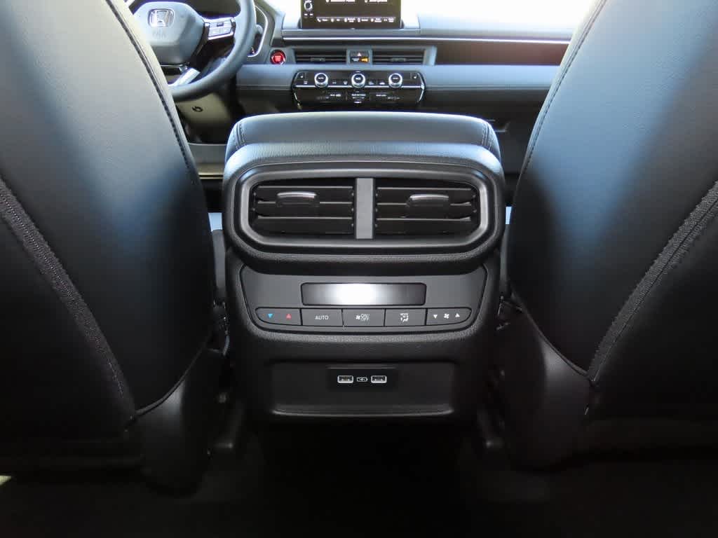 Thumbnail: 2025 Honda Pilot - 23